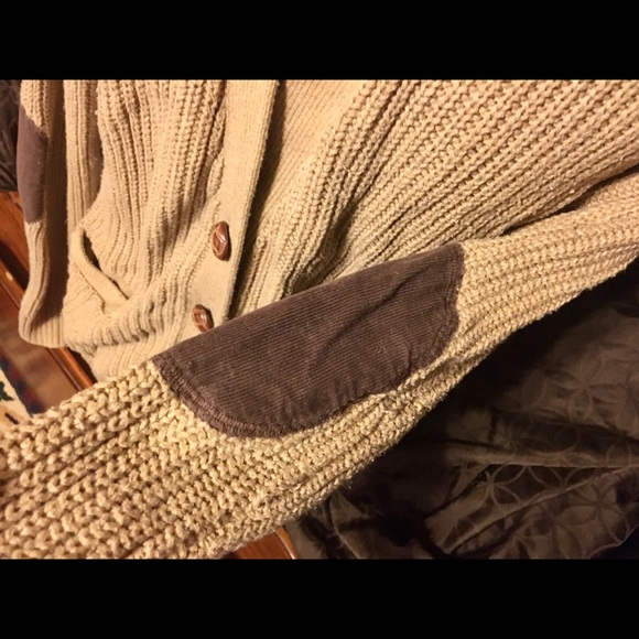 Mossimo Supply Company Sweater - Picture 4 of 7